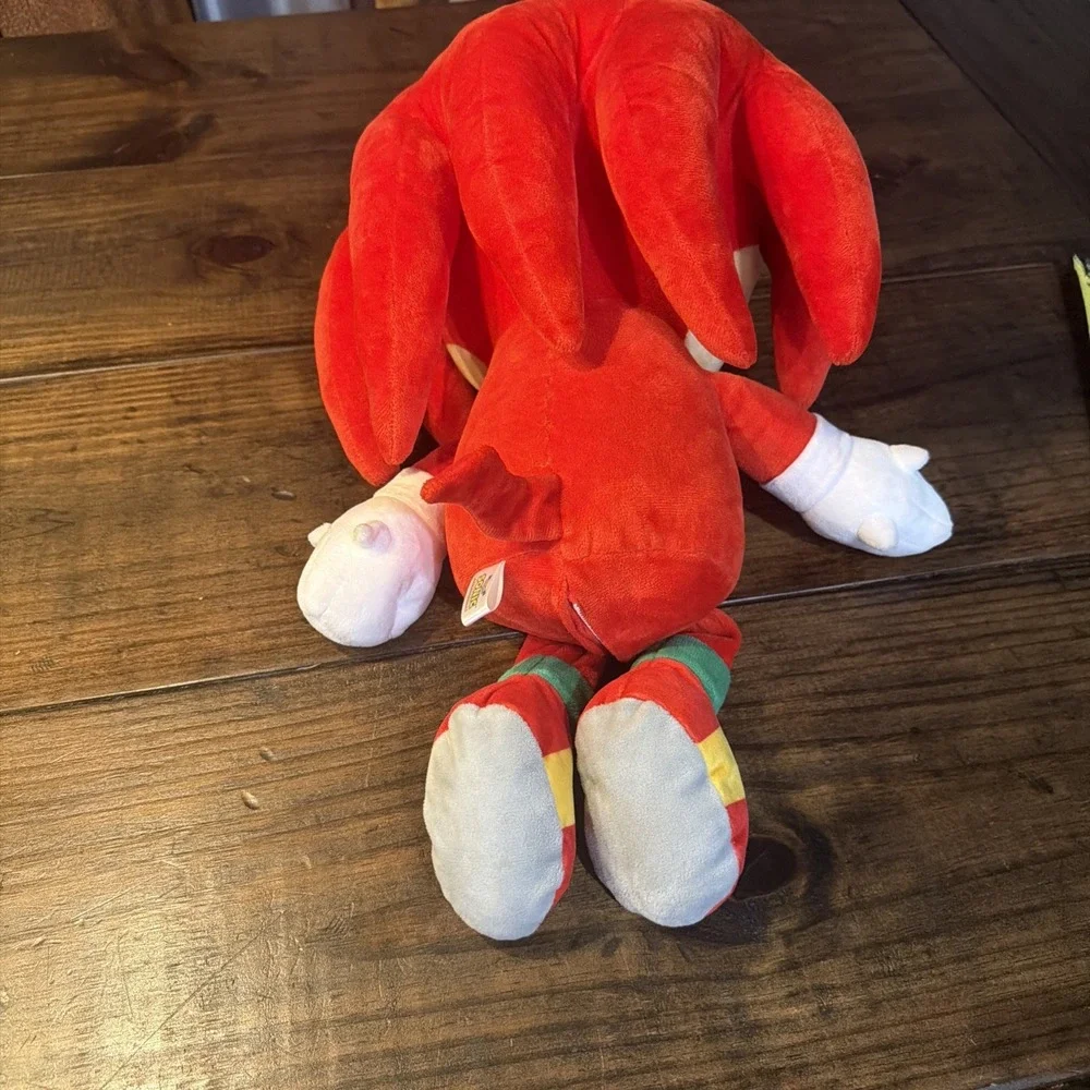 Sonic The Hedgehog Knuckles Hug-Me Shake Action Plush KidRobot 17 Inches Works!!
